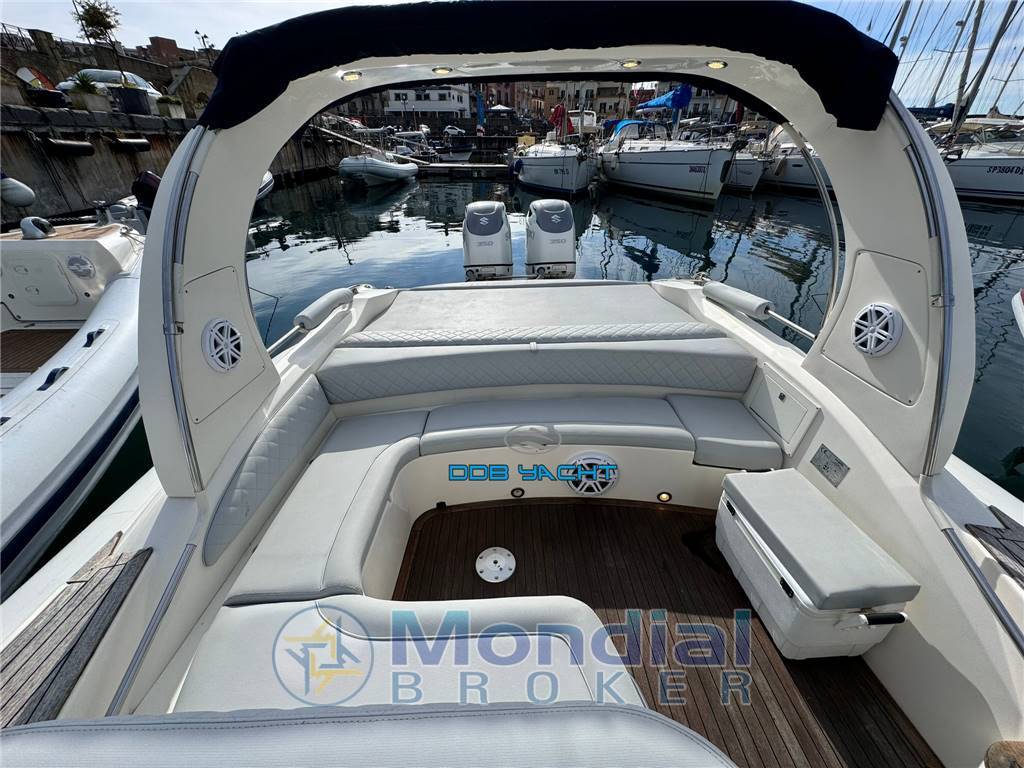 Nuova jolly Prince 35 sport cabin