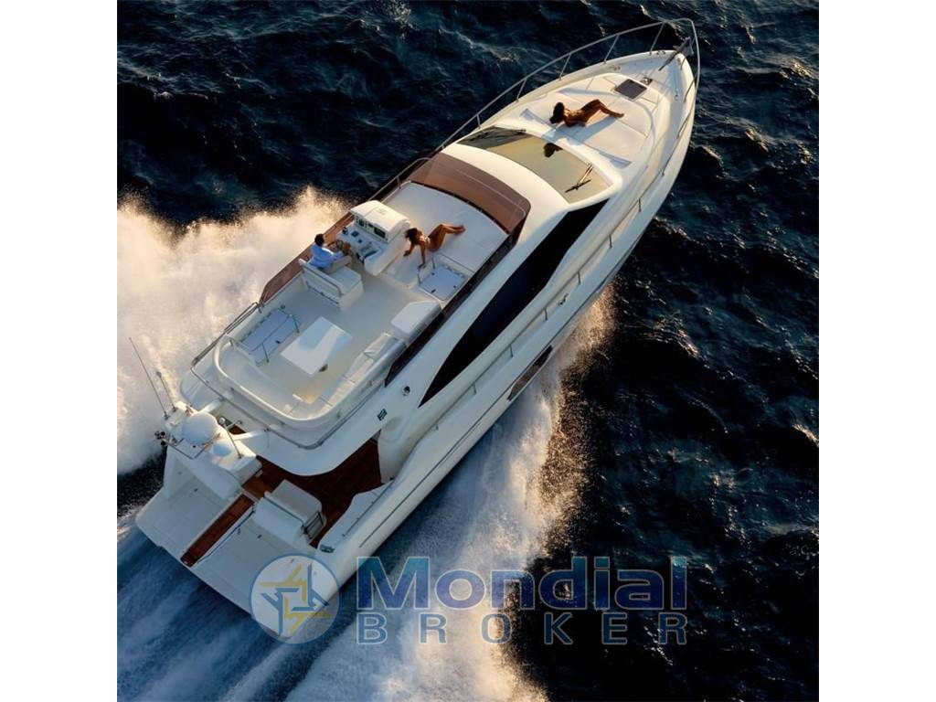 Ferretti yachts 530