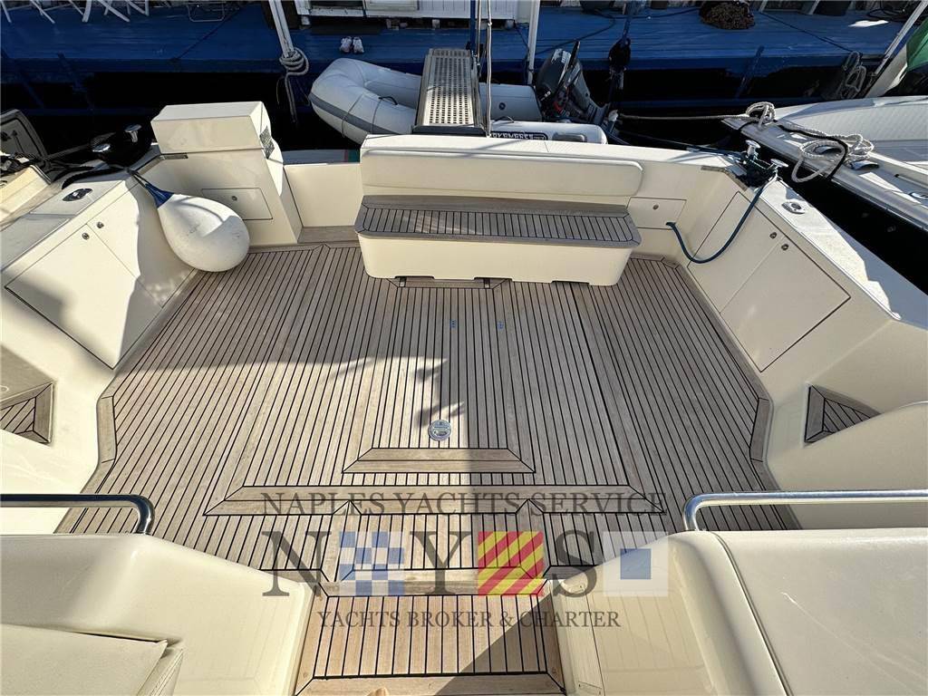 Uniesse 48 open