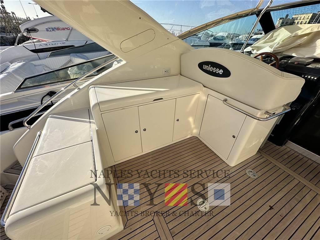 Uniesse 48 open