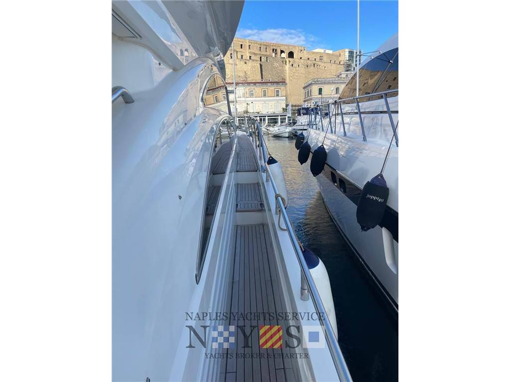 Princess yachts 67 fly