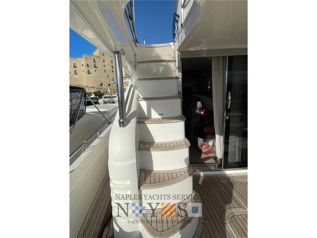 Princess yachts 67 fly