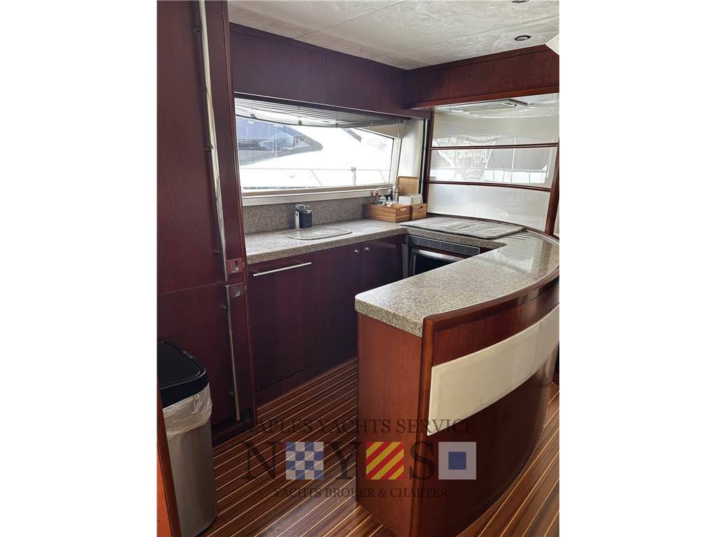 Princess yachts 67 fly