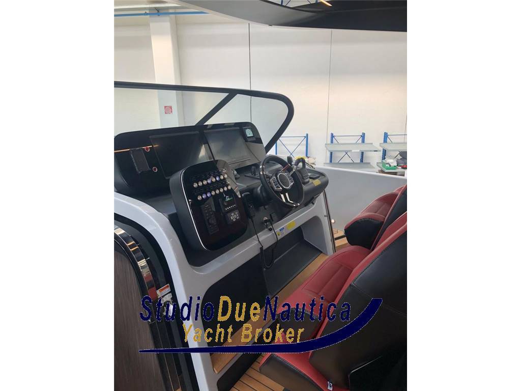 Cranchi 46 luxury tender
