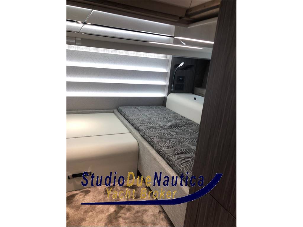 Cranchi 46 luxury tender