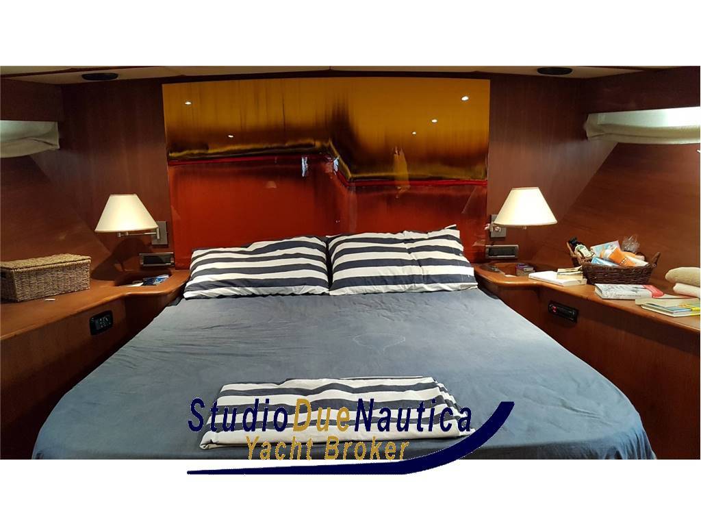 Cantiere nautico azzurro Azzurro 64