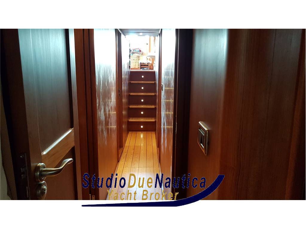 Cantiere nautico azzurro Azzurro 64