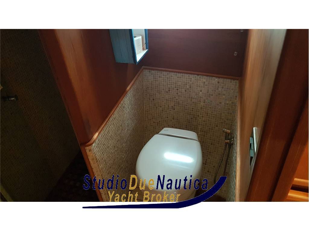 Cantiere nautico azzurro Azzurro 64