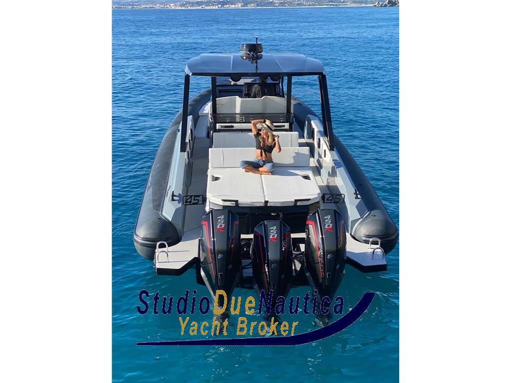 Ranieri international Cayman 45 cruiser