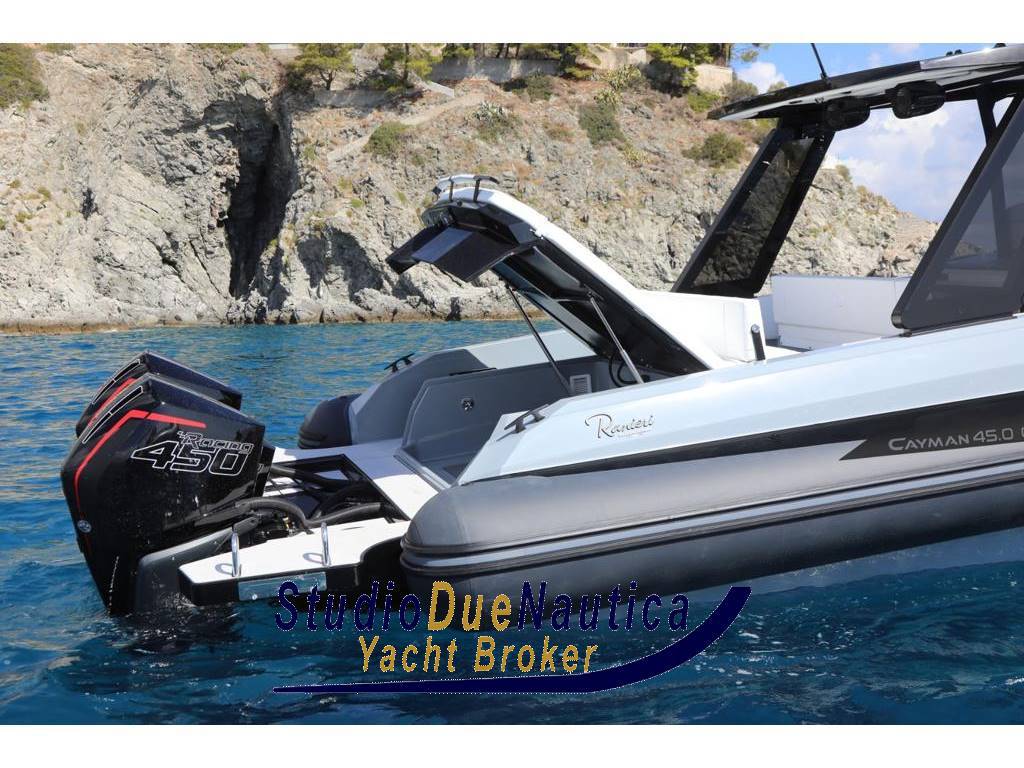 Ranieri international Cayman 45 cruiser