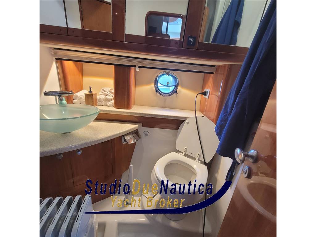 Cranchi 47 mediterranee hard top