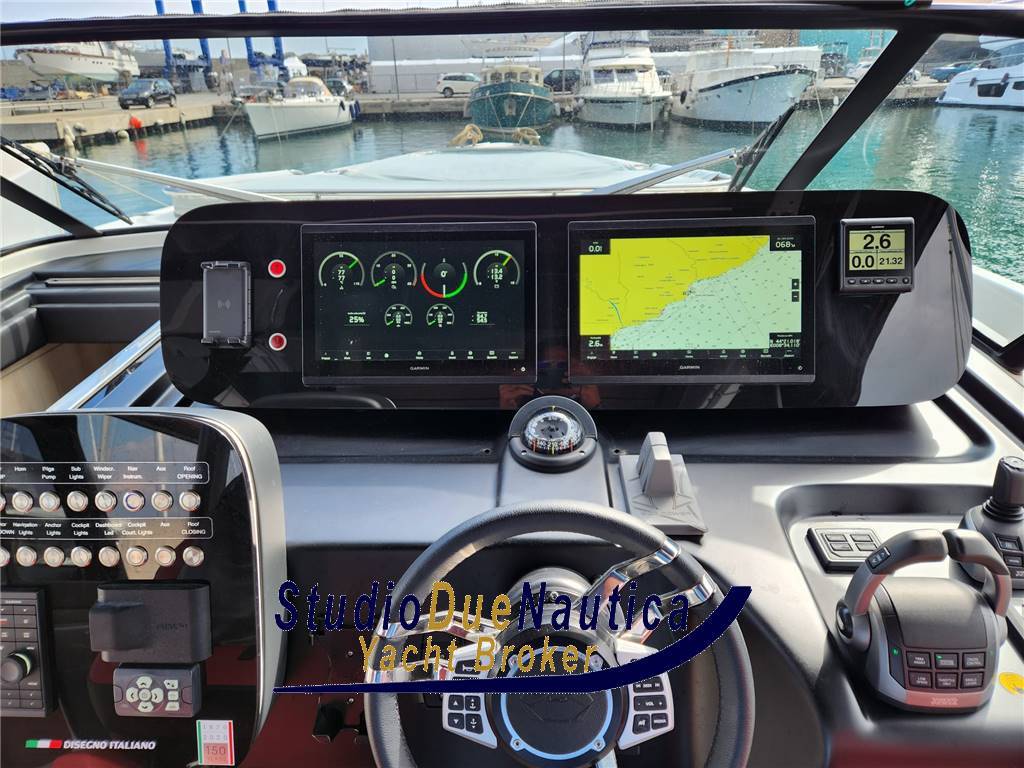 Cranchi A46 luxury tender
