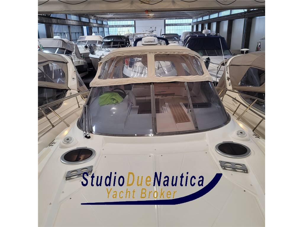 Cranchi Z35 natante