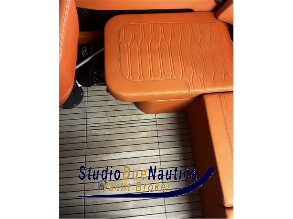 Cranchi E26 classic