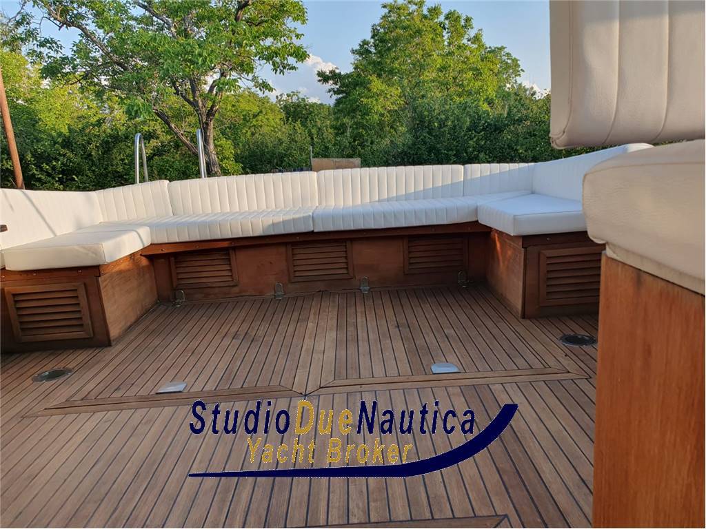 Magnum marine 35