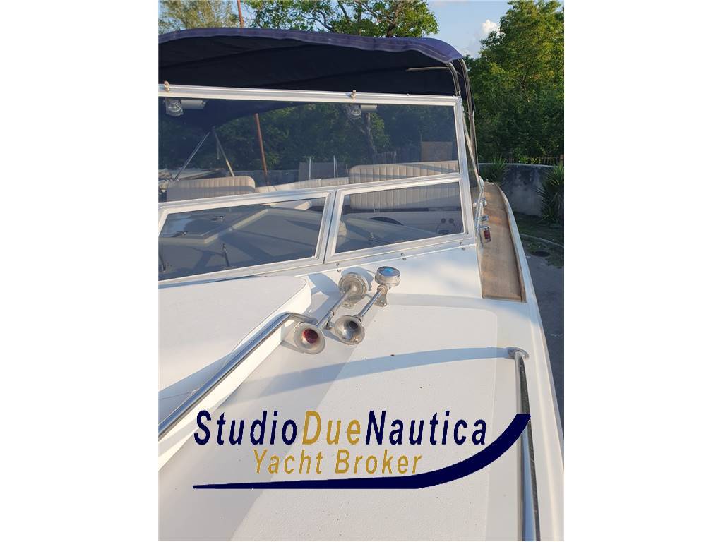 Magnum marine 35