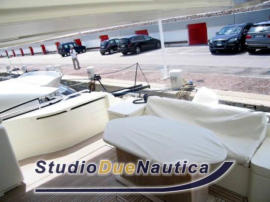 Ferretti 68 fly