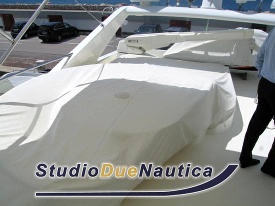 Ferretti 68 fly