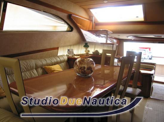 Ferretti 68 fly