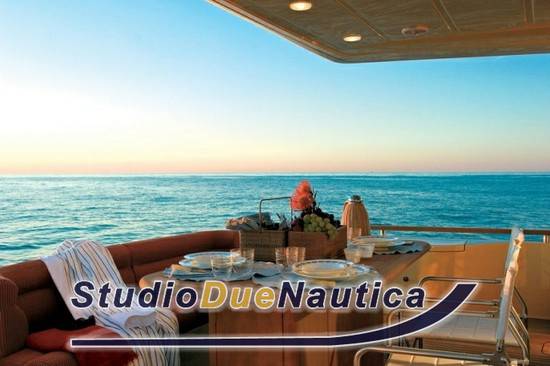 Ferretti 690 altura fly