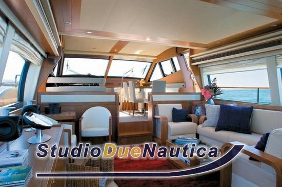 Ferretti 690 altura fly