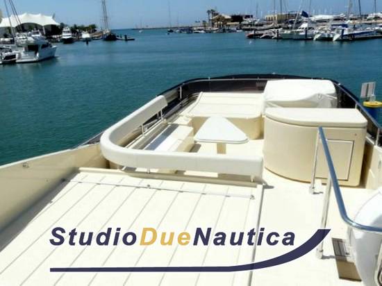 Ferretti 690 altura fly
