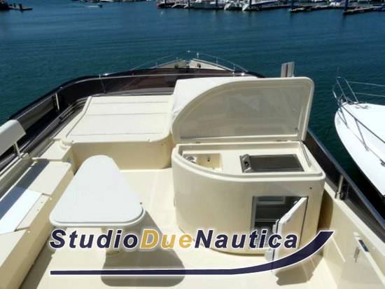 Ferretti 690 altura fly