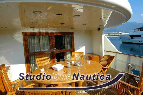 Benetti sail divion 105 navetta