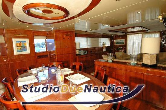 Benetti sail divion 105 navetta