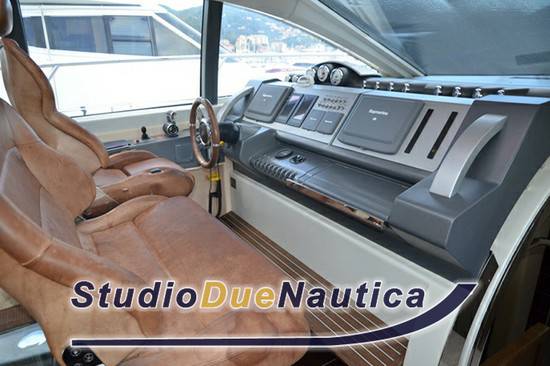 Azimut 68 s ht
