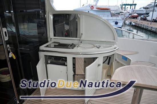 Azimut 68 s ht