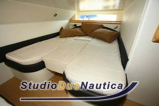 Airon marine 4100 t-top coupÃ¨ con vetrata