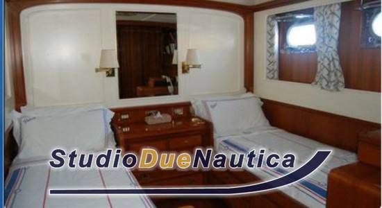 Hall russel & co Navetta 33.89 mt.