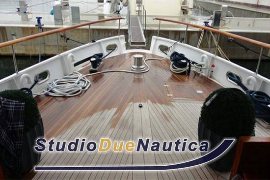 Benetti 33.70 navetta