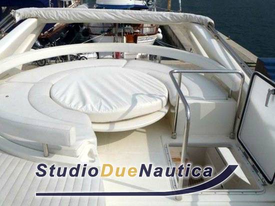 Ferretti 53 fly