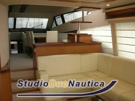 Ferretti 681 fly