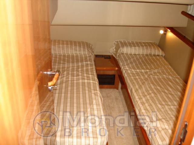 Ferretti 53
