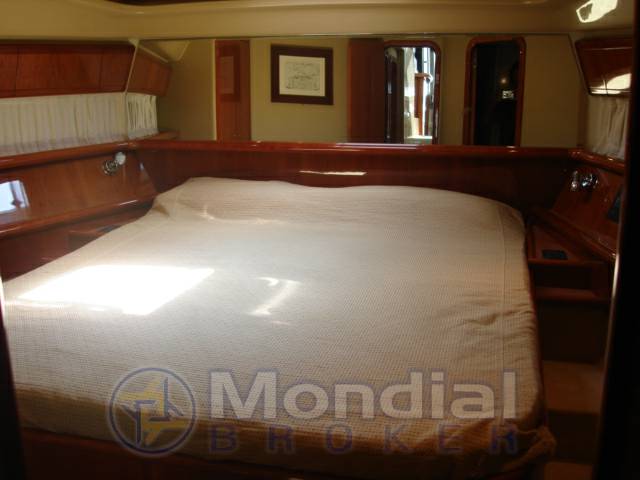 Ferretti 53
