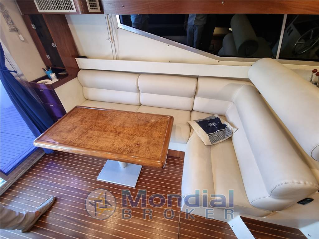 Azimut Az 37 fly
