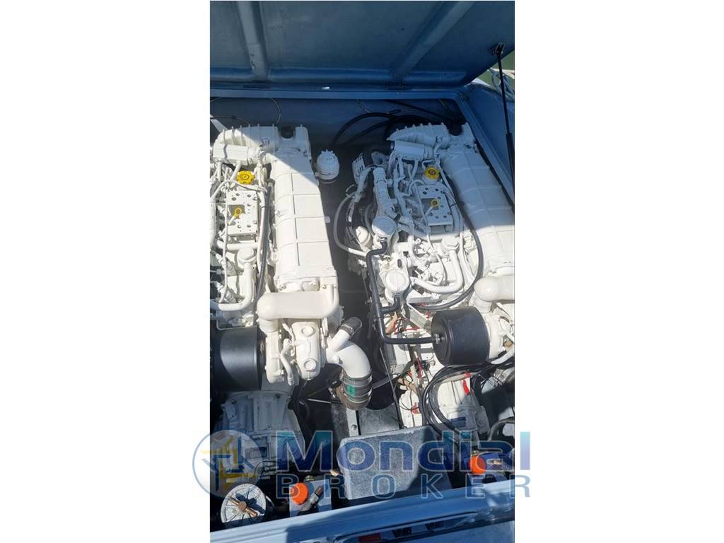 Buzzi 31' open