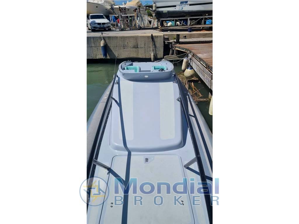 Buzzi 31' open