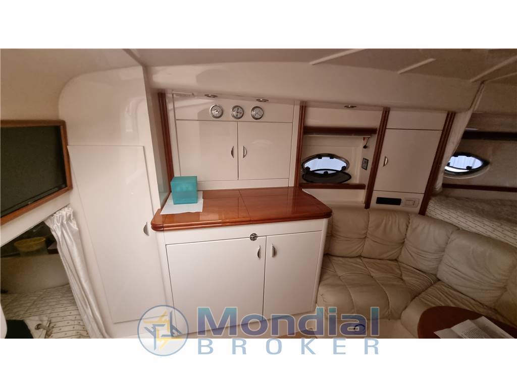 Cantieri vavali delladriatico Pershing 37
