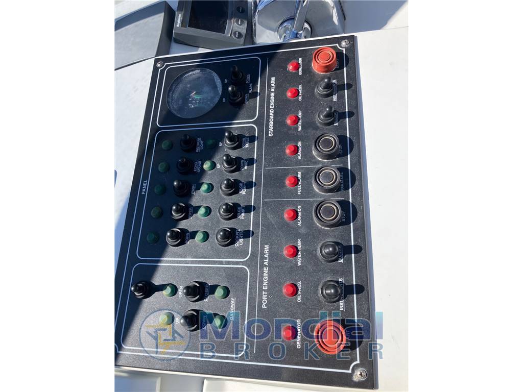 Cantiere navale dell adriatico Pershing 40