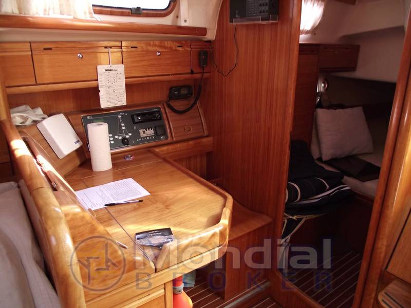 Bavaria 39