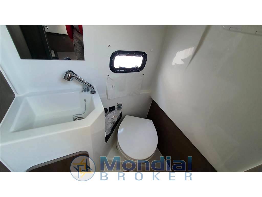 Beneteau Flyer 9 space deck