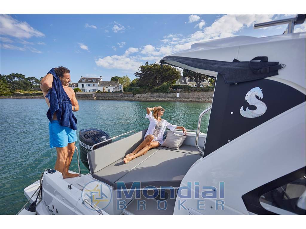 Beneteau Antares 7 v2