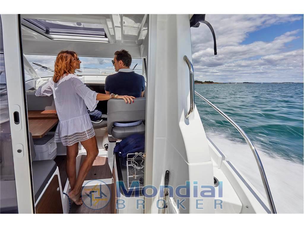 Beneteau Antares 7 v2