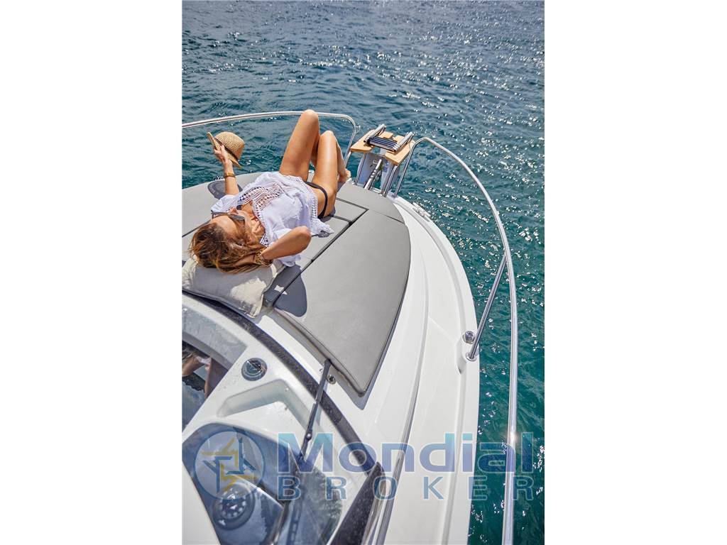 Beneteau Antares 7 v2