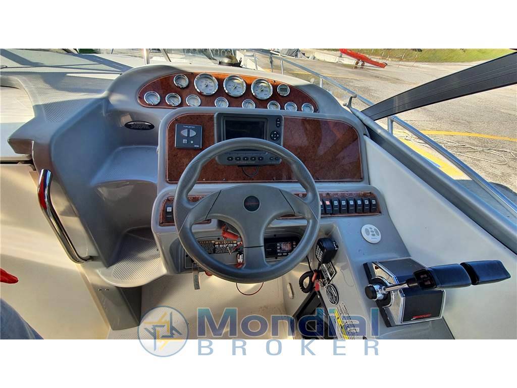 Bayliner 305