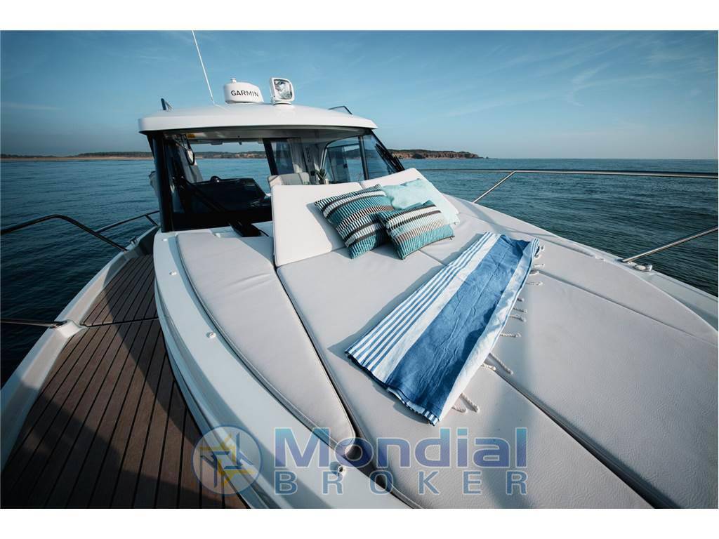 Beneteau Antares 9 v2